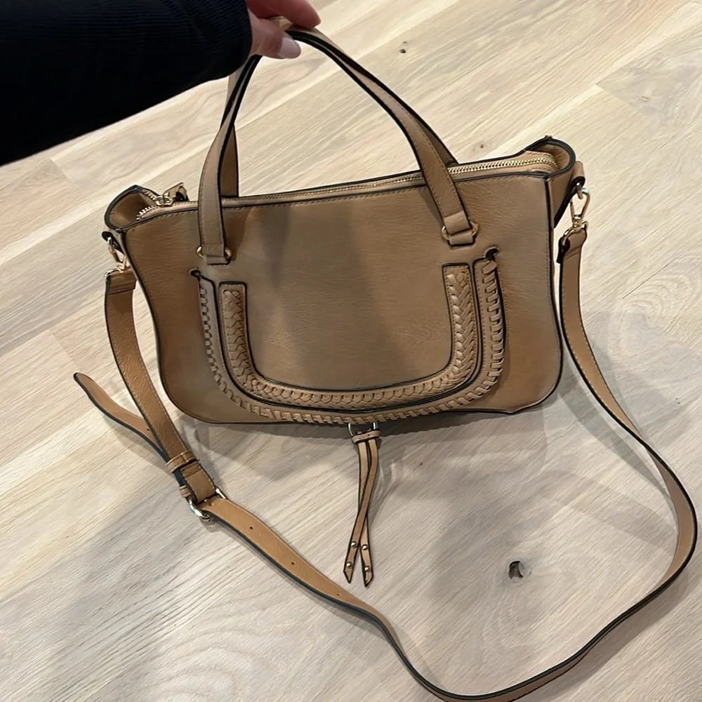 Tan tote - Picture 2 of 3